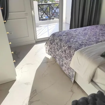 Penthouse Americas First Line De Lux